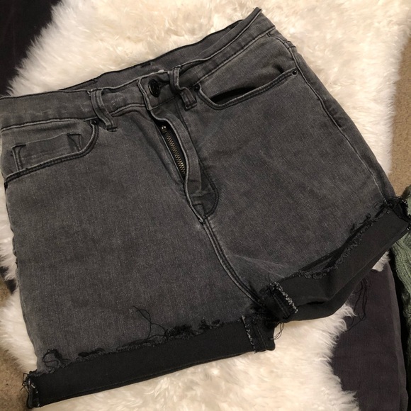 UO BDG high waisted shorts - Picture 1 of 3